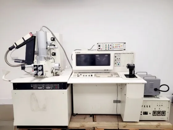 Hitachi S4000 Microscope (SEM) Scanning Electron Microscope Lab