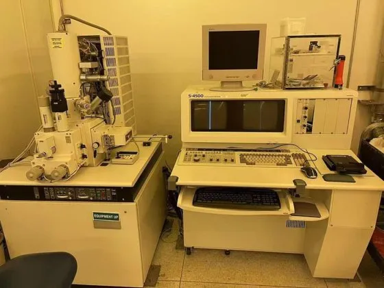 SEM HITACHI S-5000